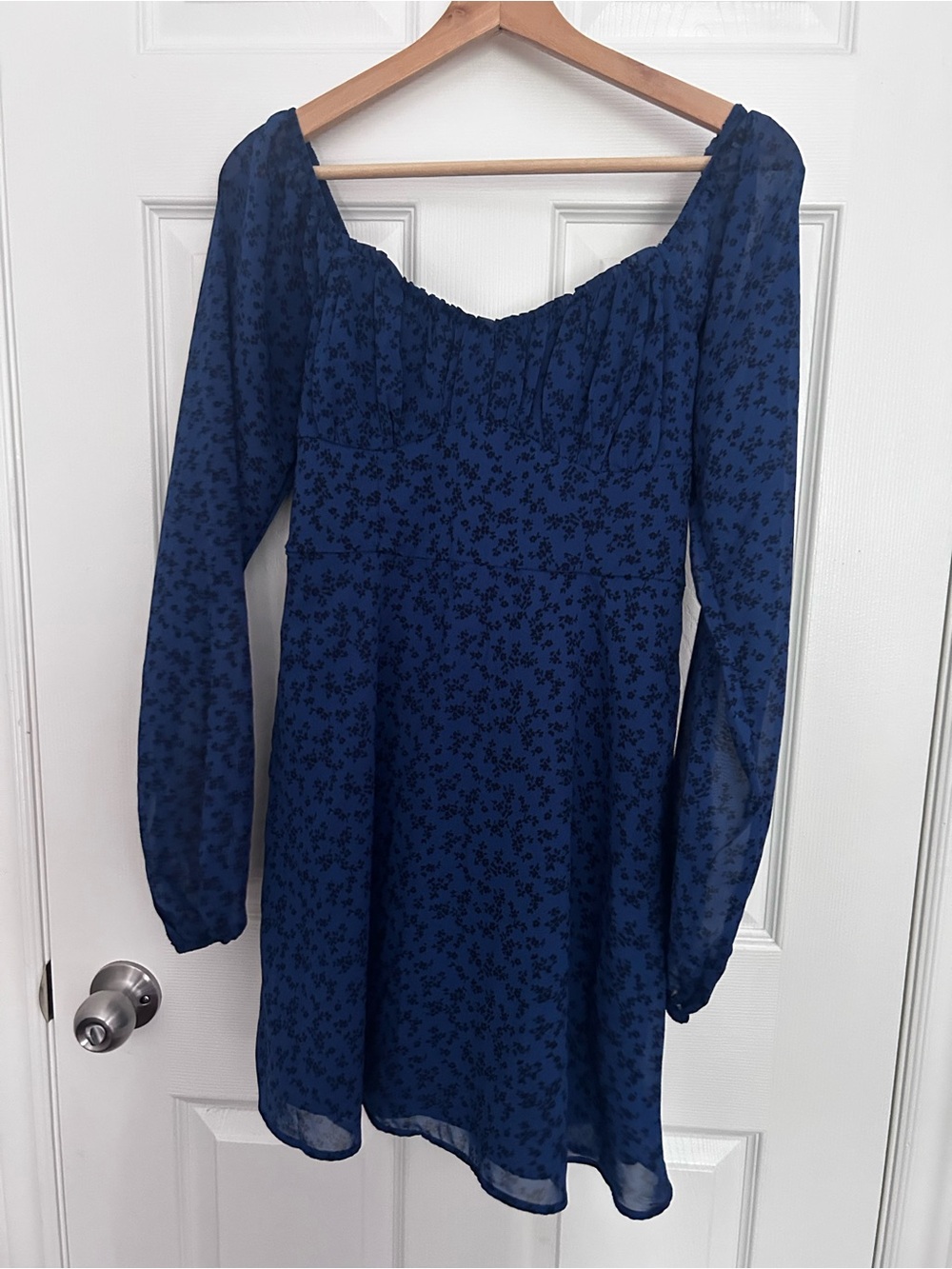 Hollister Navy Floral Long-Sleeve Square Neck Dress